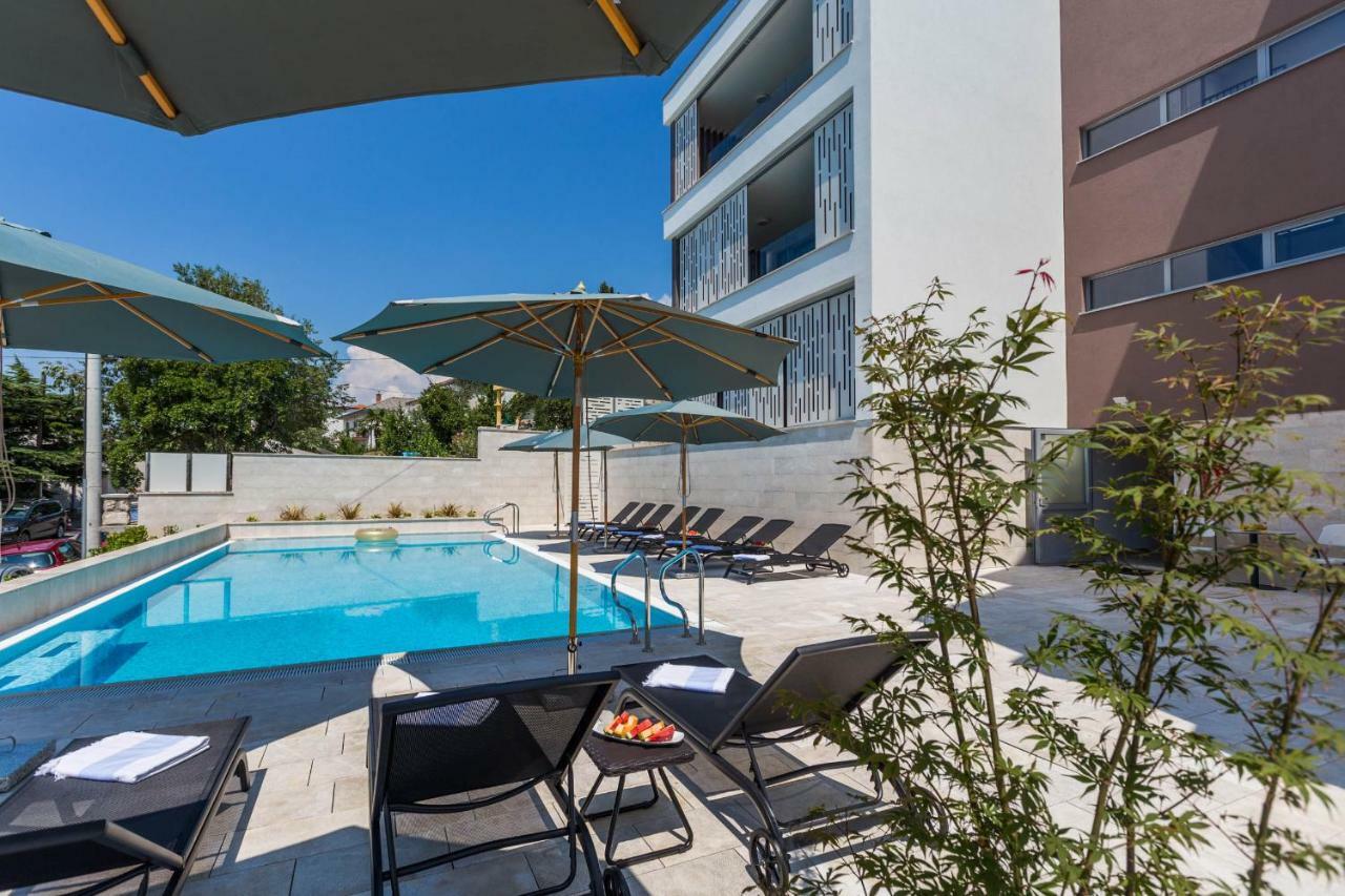 Abalone Apartments Dramalj Bagian luar foto