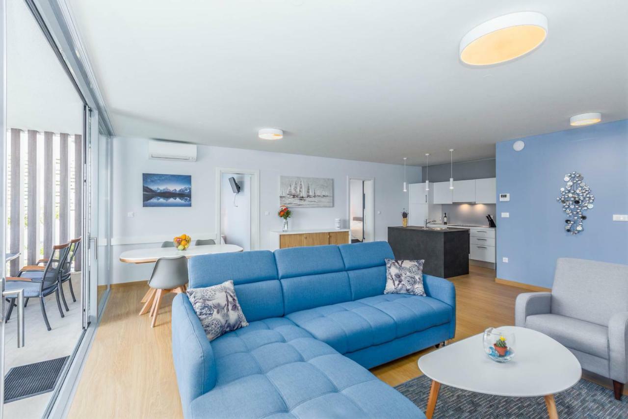 Abalone Apartments Dramalj Bagian luar foto